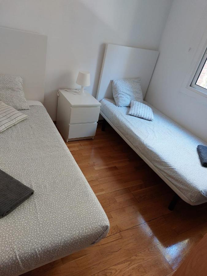 Apartamento Tranquilo Cerca De La Sagrada Familia Barcelona Luaran gambar